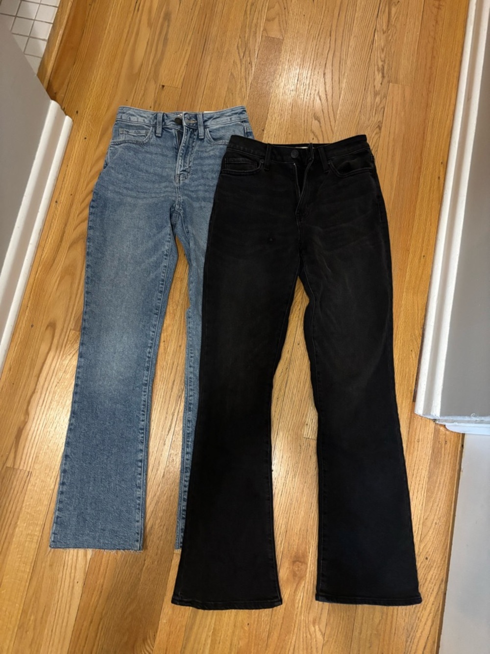 Women’s High-Rise  90s bootcut Jeans — Black and Light Blue